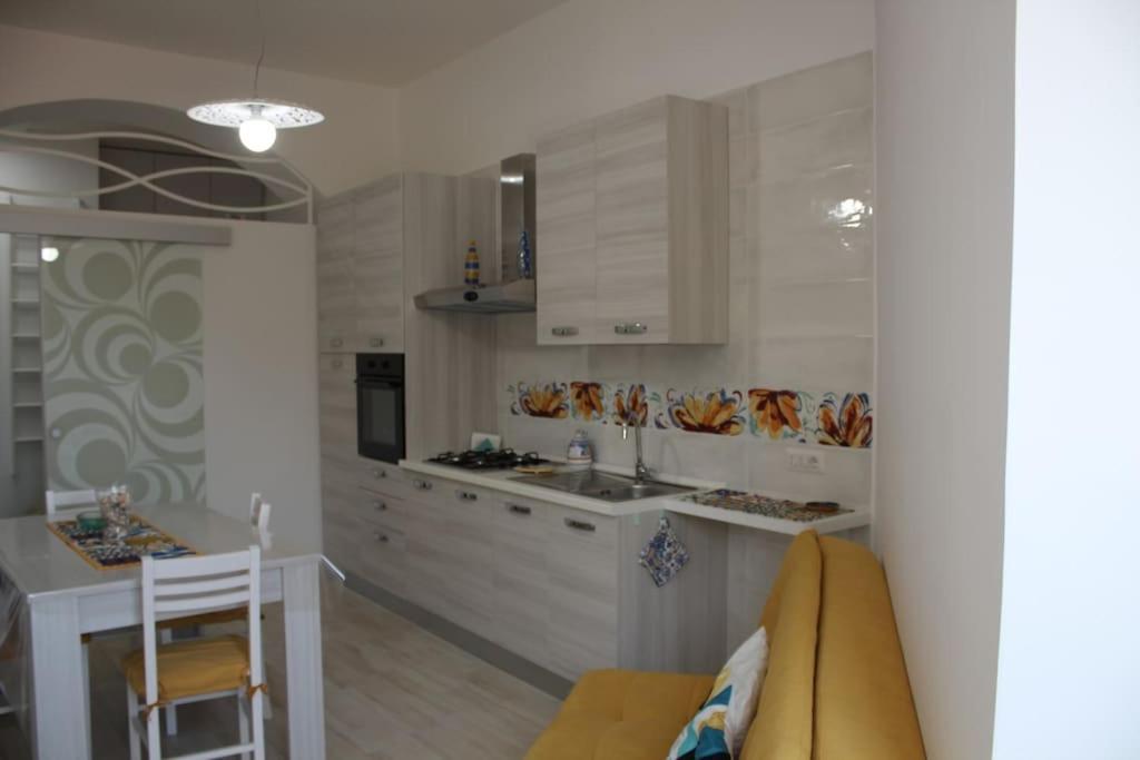 Verdemare Charming Accommodation In Vietri Sul Mare - Amalfi Coast Екстер'єр фото